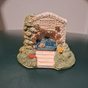 Lilliput Lane Blue Bench Garden Sculpture w Cream Stone Arch Made In UK